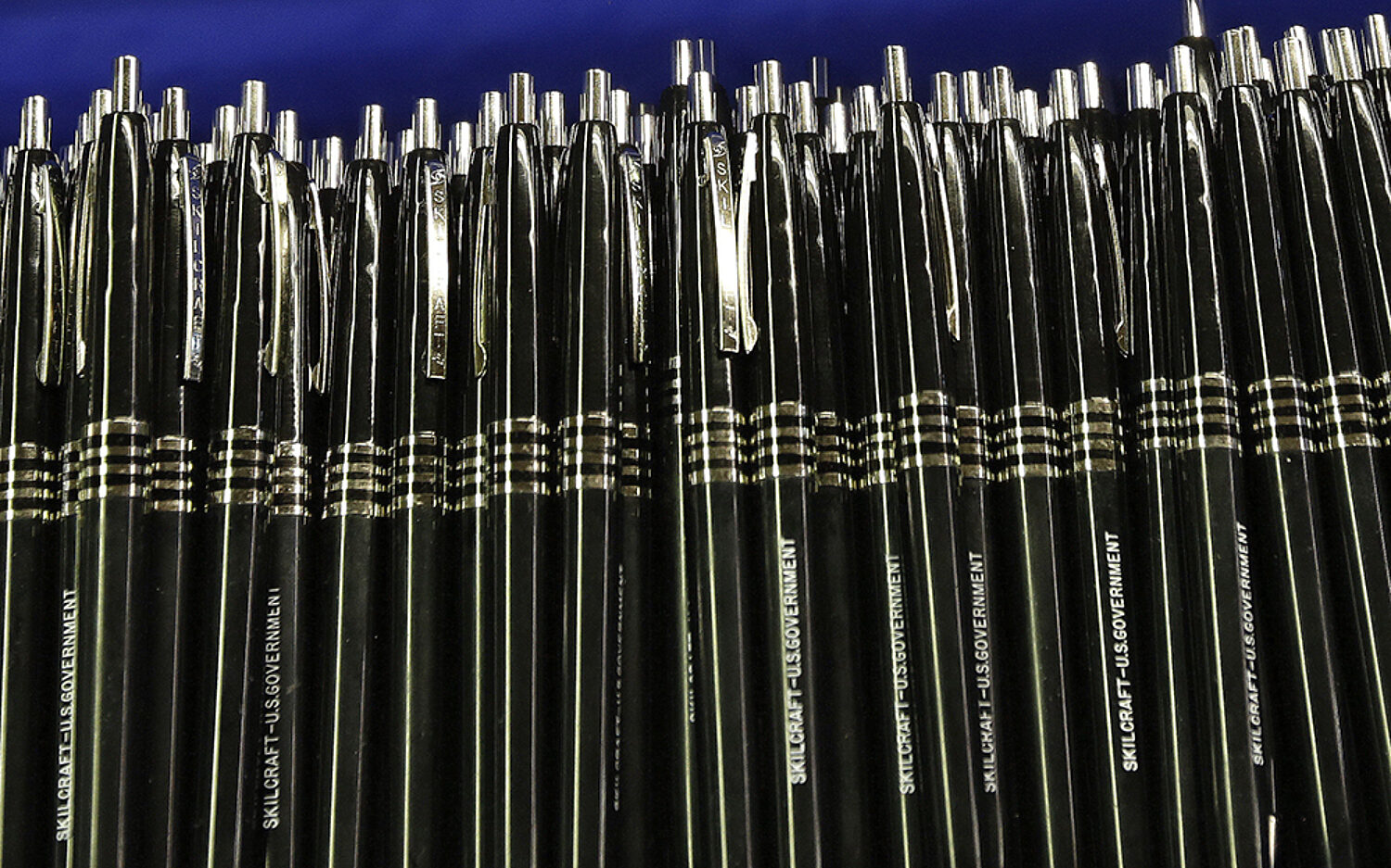 2 Gov Pen