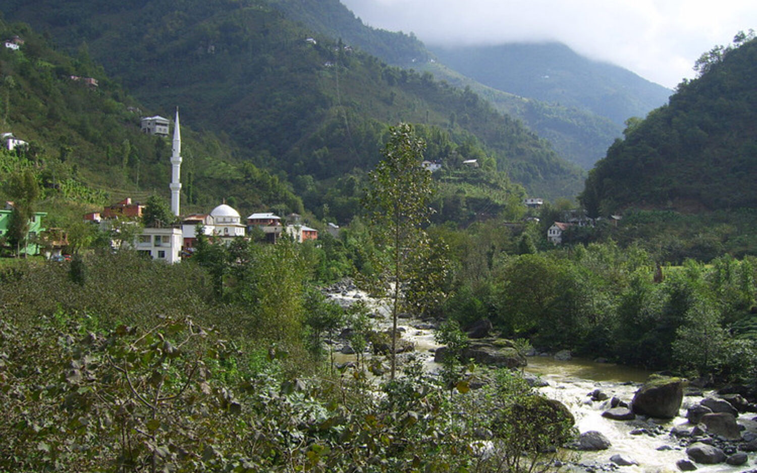 2 Whistle Village 750x563