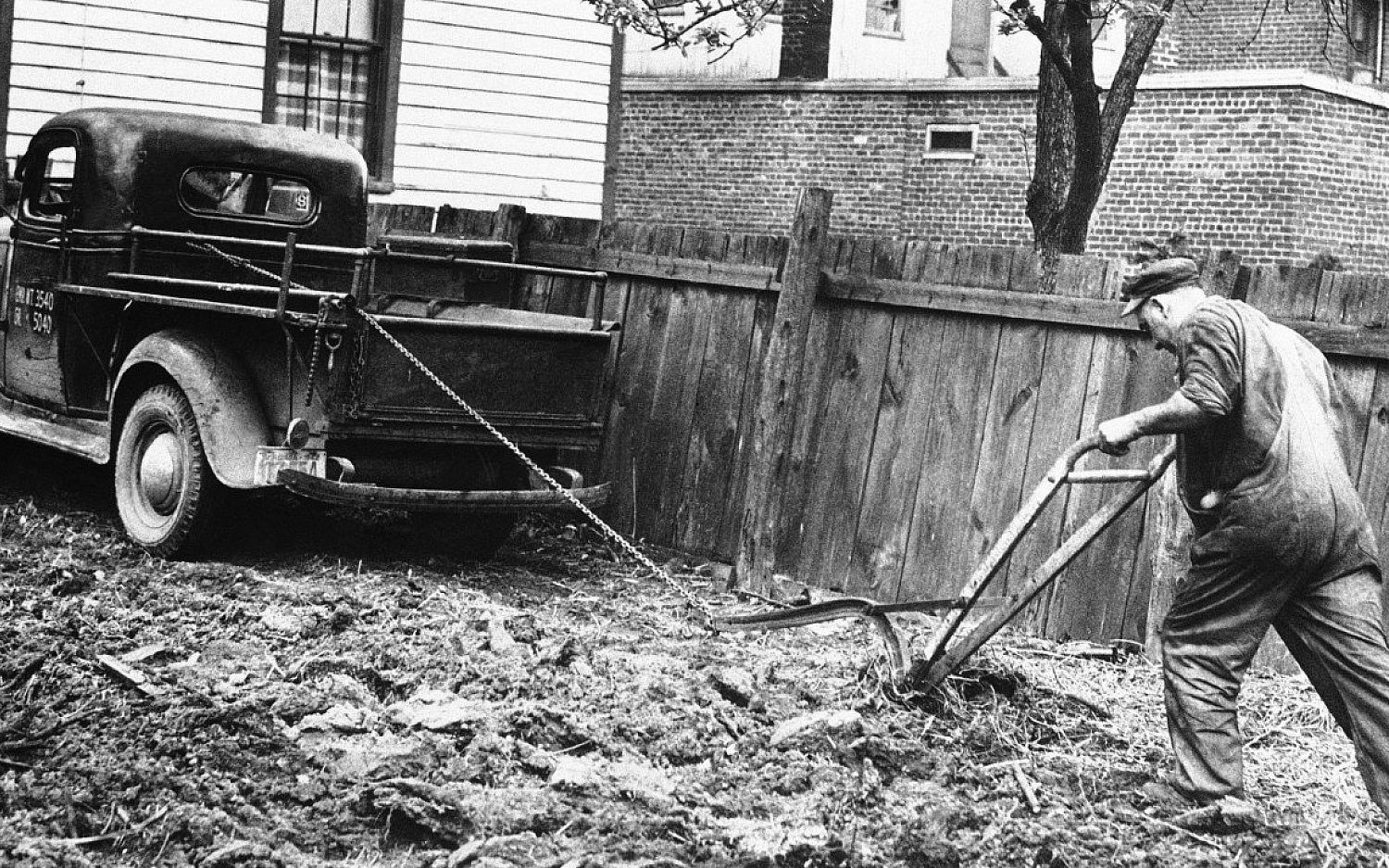 2 truck history AP