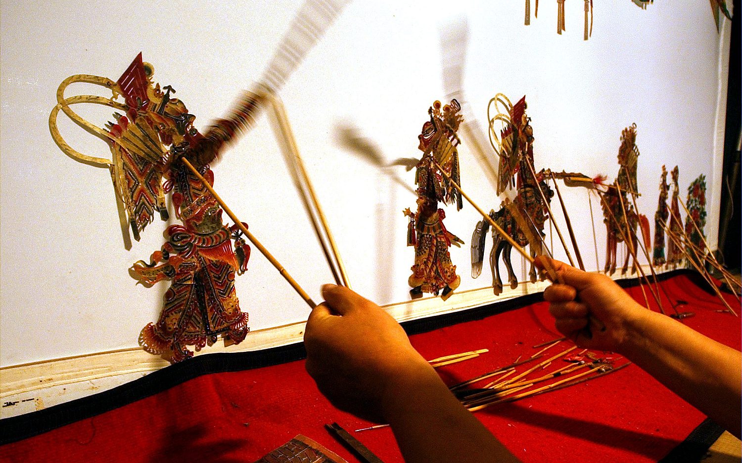 5 Shadow puppets