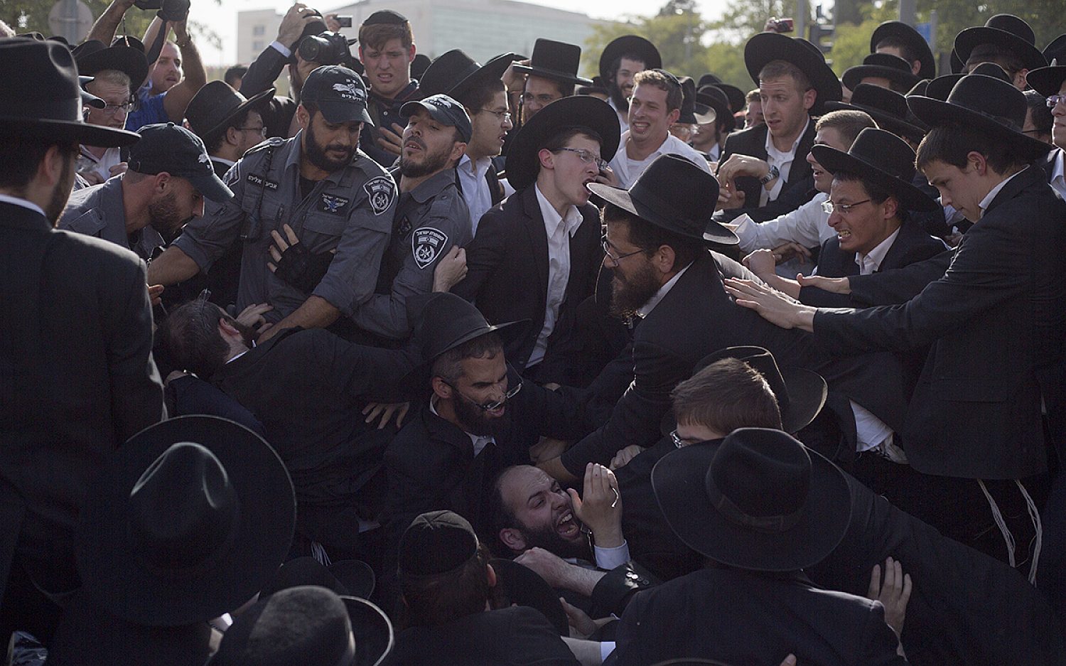 5 ultra orthodox AP