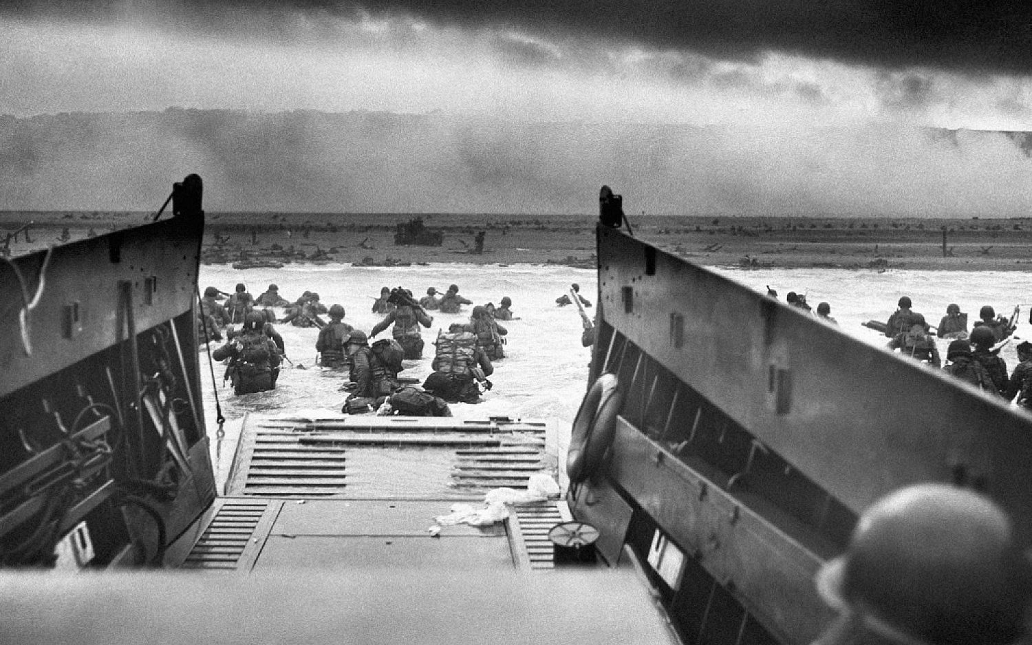 5 wwii vignettes AP