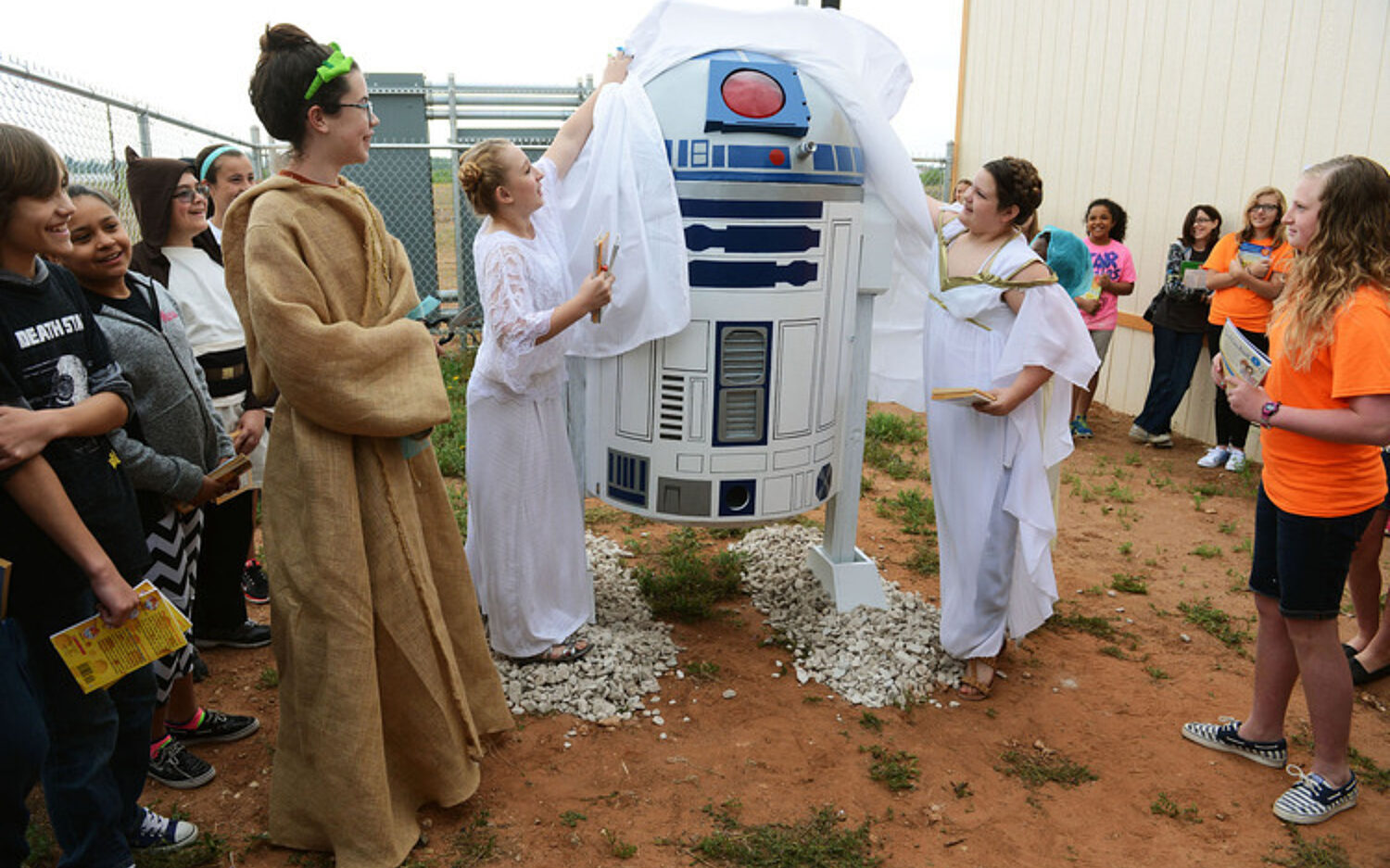 R2 D220 Little20 Free20 Libr Kolz 750x493