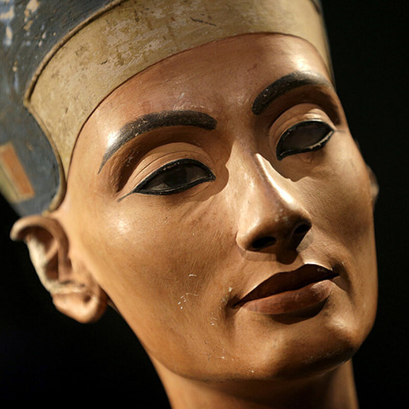 1 Nefertiti 750x500